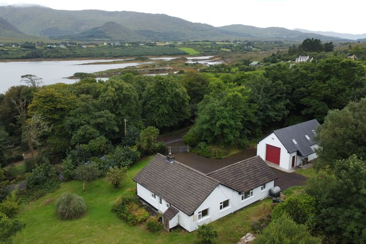 Reenavaude, Ardgroom, Beara, Co. Cork, P75VY40