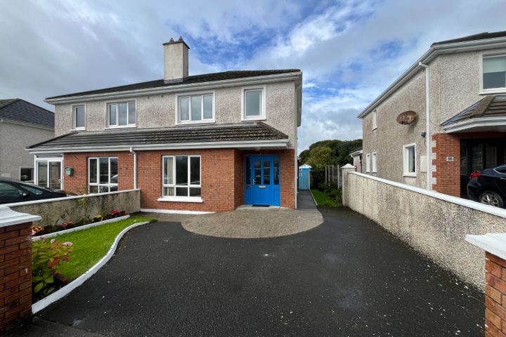 67 Elm Park, Knock Road, Claremorris, Co. Mayo, F12A3F4