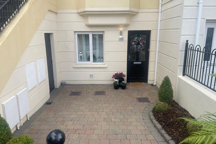 40 Maple Court, Mount Oval Village, Rochestown, Co. Cork, T12EE97