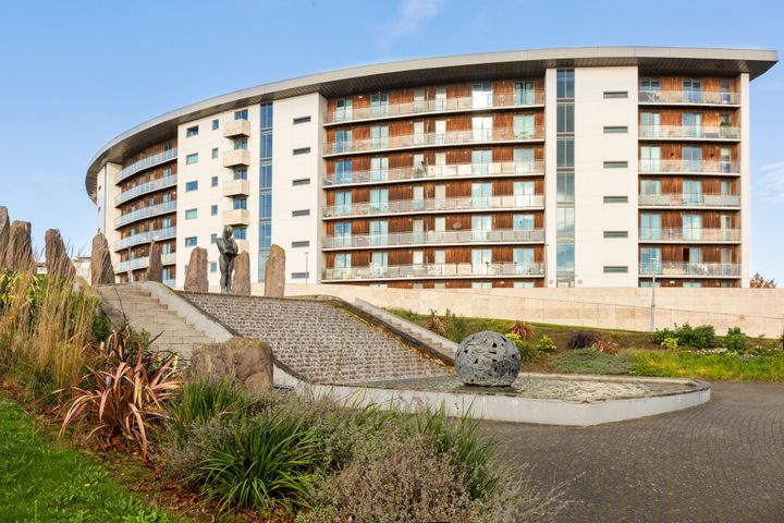 172 The Crescent Building, Park West, Dublin 12, D12FX64