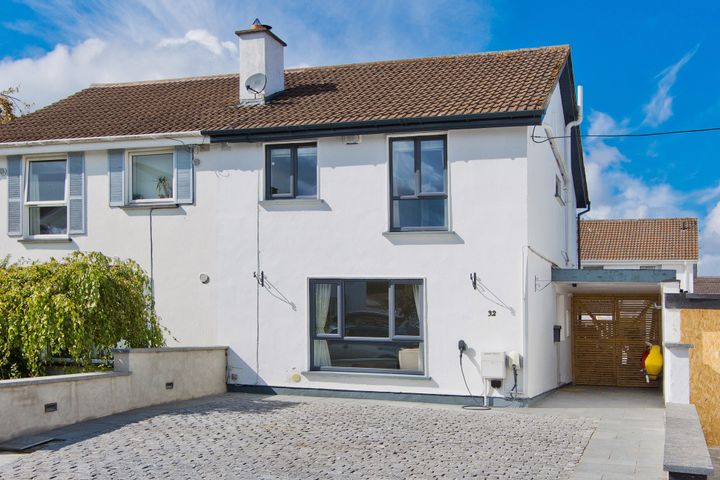 32 Dargle Wood, Knocklyon, Dublin 16, D16WP96
