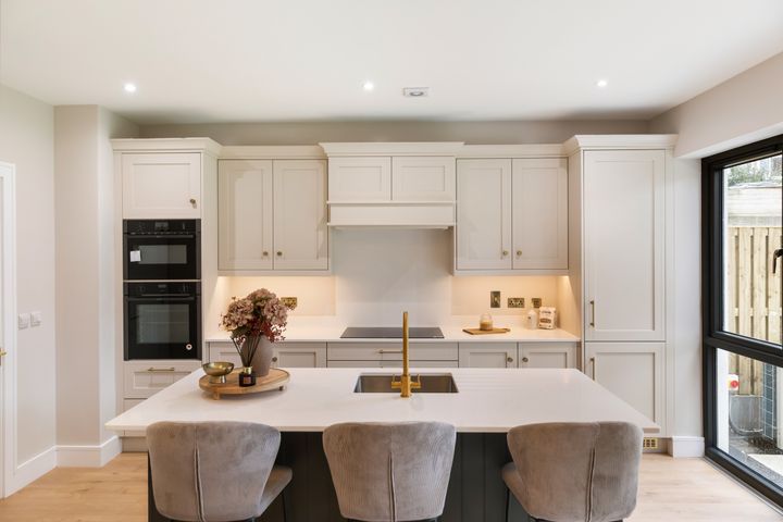 Ballawley Lodge, Sandyford Road, Dundrum, Dublin 14