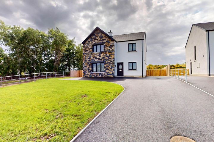 Drumlaghy Court, Florencecourt, Enniskillen, Co. Fermanagh
