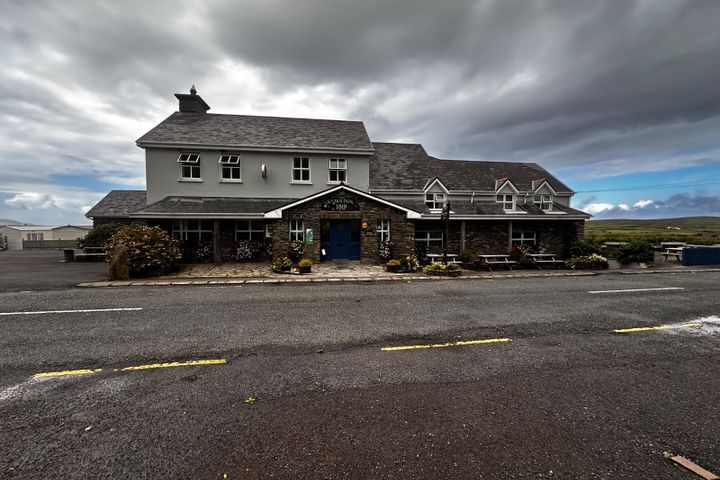 An Bothar Pub, Cuas Ballydavid, Dingle, Co. Kerry, V92E227