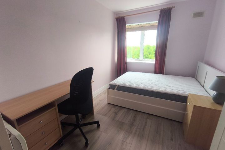 Swords Road, Whitehall, Dublin 9