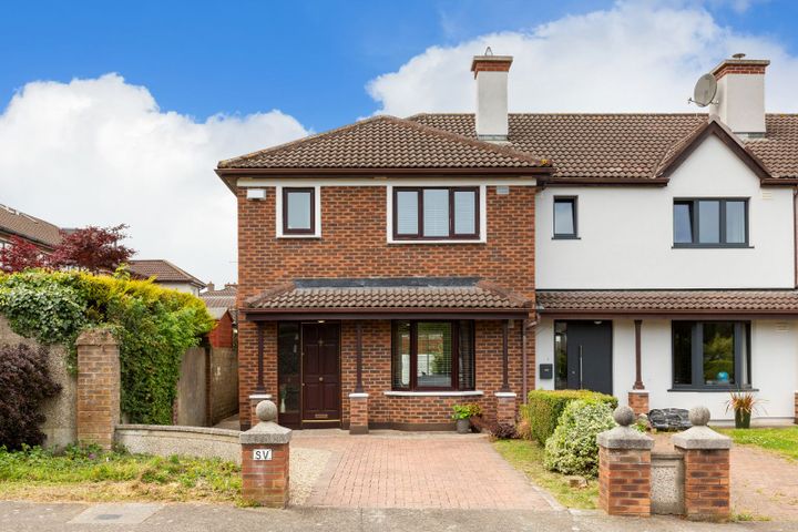 6 Cloister Gate, Carysfort Avenue, Blackrock, Dublin