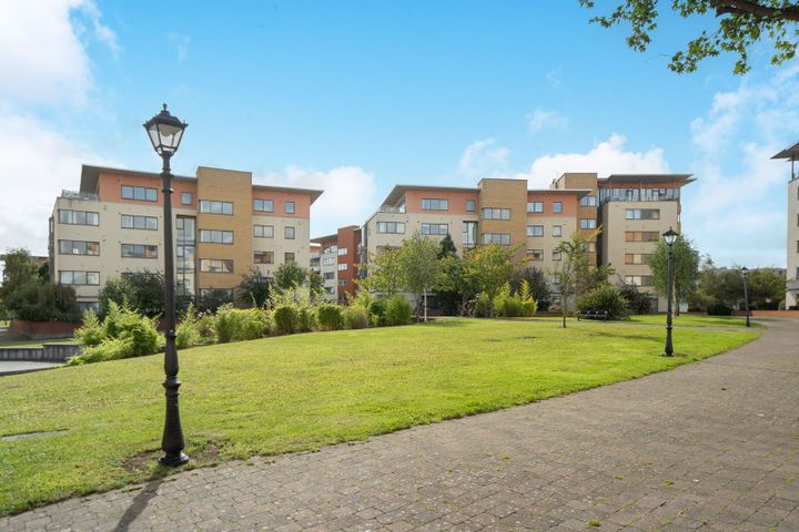 Apartment 8, The Oval, Cabinteely, Dublin 18, D18PH04