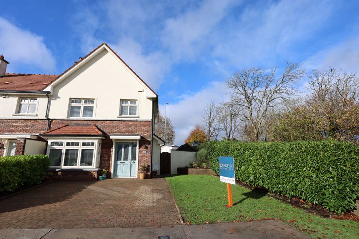 31 Rosebay Drive, Forest Hill, Carrigaline, Co. Cork, P43VP11