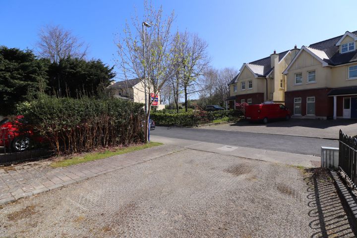 7 Cairnsfort, Golf Links Road, Castletroy, Limerick