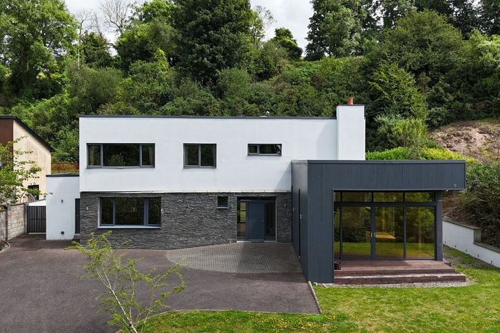 4 Cúil Chluthair, Sarsfield Court, Glanmire, Co. Cork, T45DX53