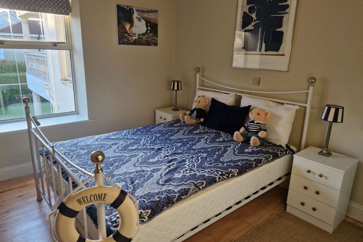 Kilteragh Pines, Foxrock, Dublin 18