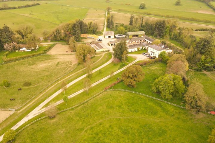 1 House 2 Apartments, South Lodge Carrick On Suir, Tipperary, Tipperary