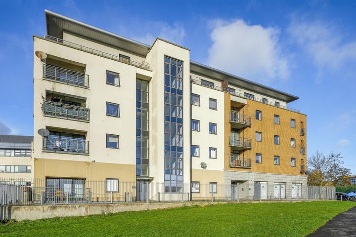40 Shangan Hall, Ballymun, Dublin 9