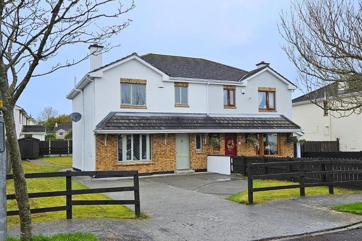 57 Oaklands, Summerhill, Carrick-on-Shannon, Co. Leitrim, N41PP78