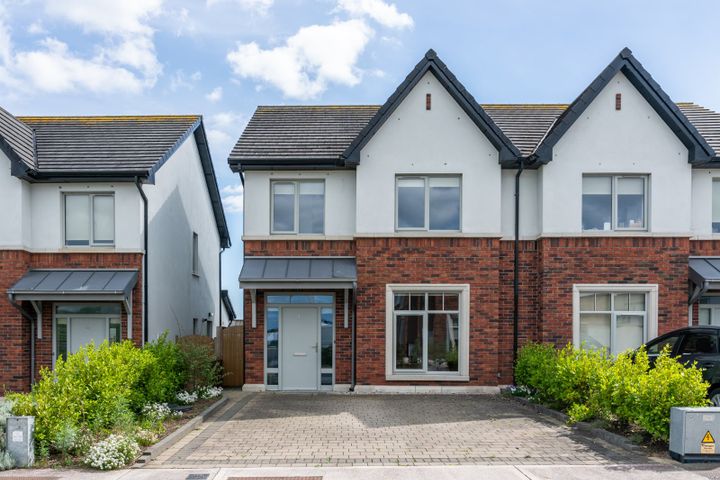 31 The Arches, Castle Farm, Naas, Co. Kildare, W91H2TY