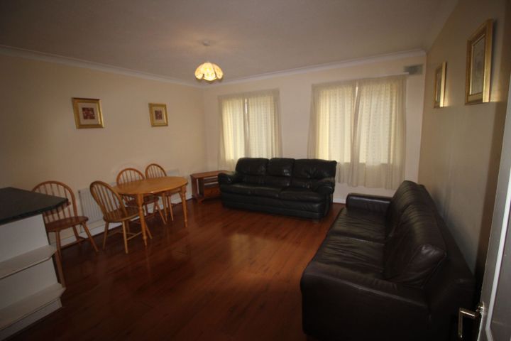 3 Poolboy View, Flower Hill, Navan, Co. Meath, C15HP40