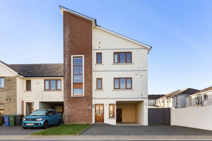42 Wilton Manor, Merrymeeting, A67ED68