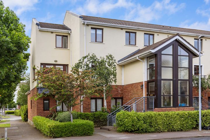 68 Charlesland Grove, Greystones, Co. Wicklow, A63HX47