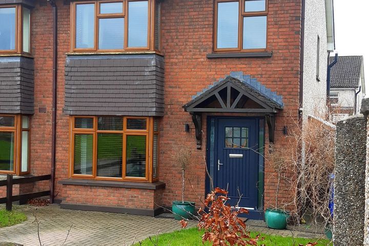 94 Petitswood Manor, N91E7P0