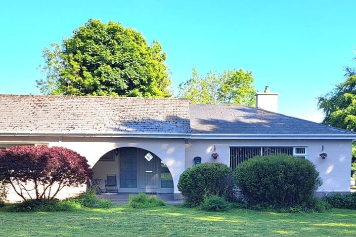 Tullygorey House, Tullygorey, Athy, Co. Kildare, R14FW27