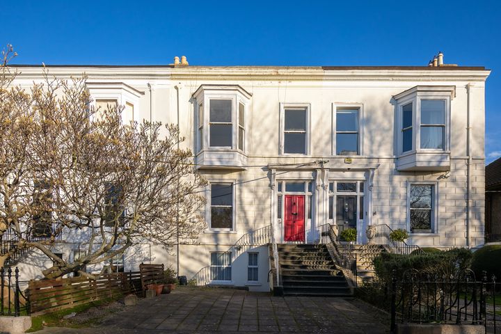Hall Floor Apt, 15 Royal Terrace East, Dun Laoghaire, Dublin