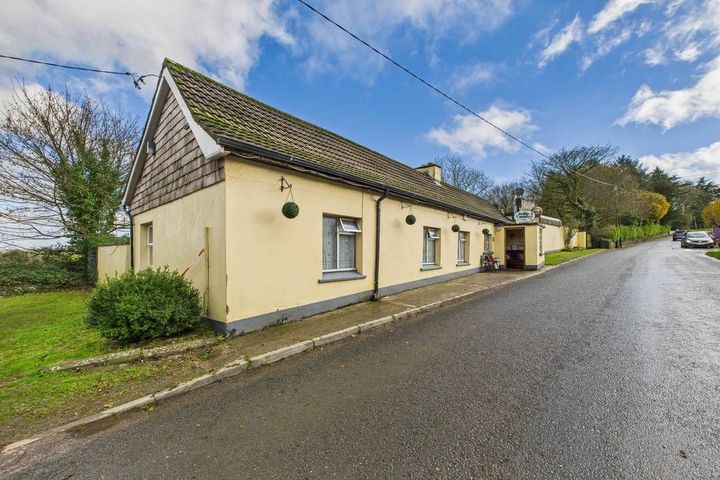 Fogartys Bar, Glenbrohane, Garryspillane, Glenbrohane, Co. Limerick, V35PK73