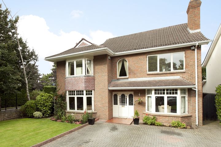 4 Brighton Hall, Brighton Rd Foxrock, Dublin 18, Dublin 18, Dublin