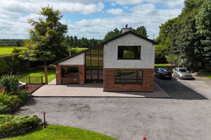 Castle View, Toberavaddy, F42WD35