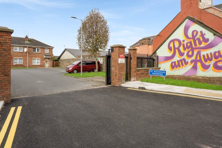 16 Saint Nicholas Gardens, Bridge Street, Dundalk, Co. Louth, A91TD42