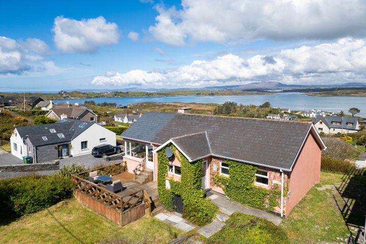 Setanta, Cove Hill, Baltimore, Co. Cork, P81TD82