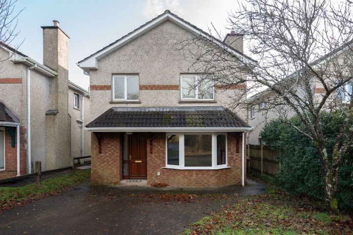 2 Berryfield, Classes Lake, Ballincollig, Co. Cork, P31HX75