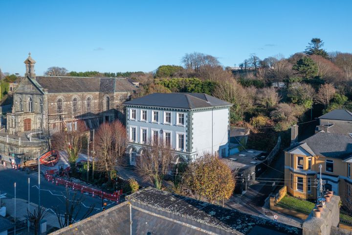 Sutherland Centre, 73-74 North Street, Skibbereen, Co. Cork, P81Y967