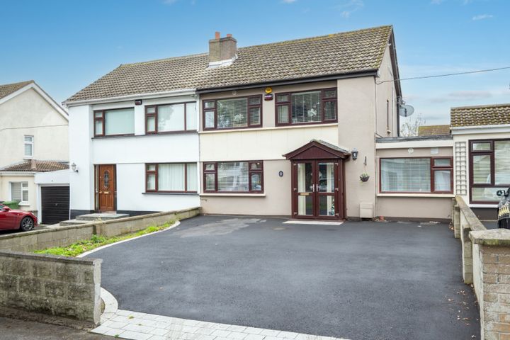 66 The Coppice, Woodfarm Acres, Pamlmerstown, Dublin 20, D20V889