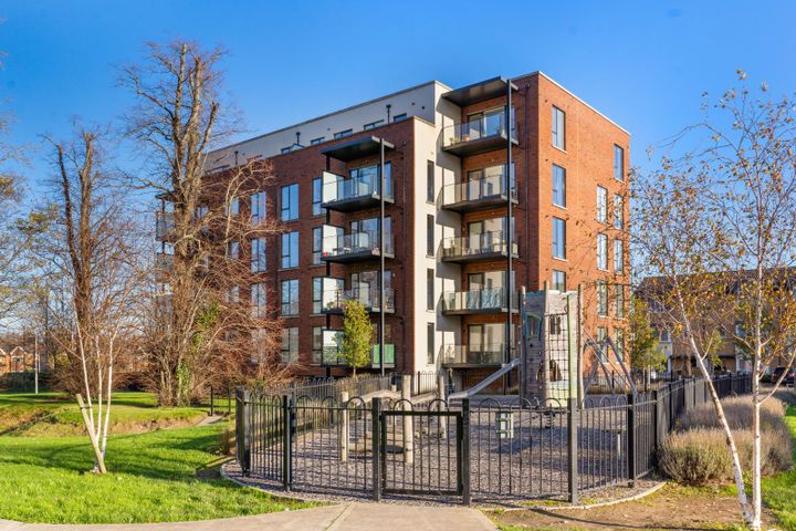Apartment 21, Sycamore Hall, Leopardstown, Dublin 18, D18KVX8