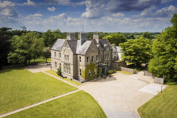 Firmount House, Millicent Road, Clane, Co. Kildare, W91V2R4