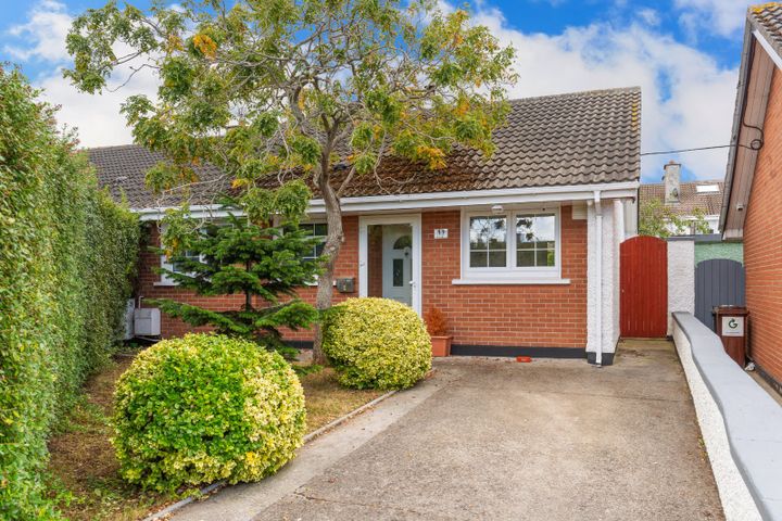 11 Whitechurch Park, Rathfarnham, Dublin 16, D16T1X7