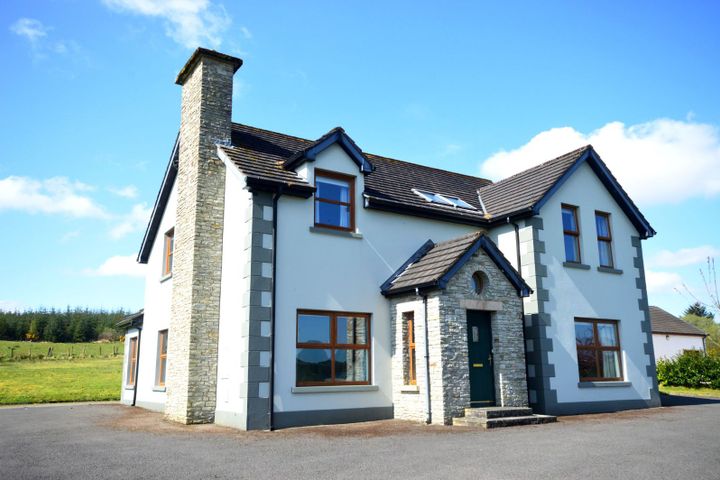 Curraghamone, Ballybofey, Ballybofey, Co. Donegal, F93P5H0