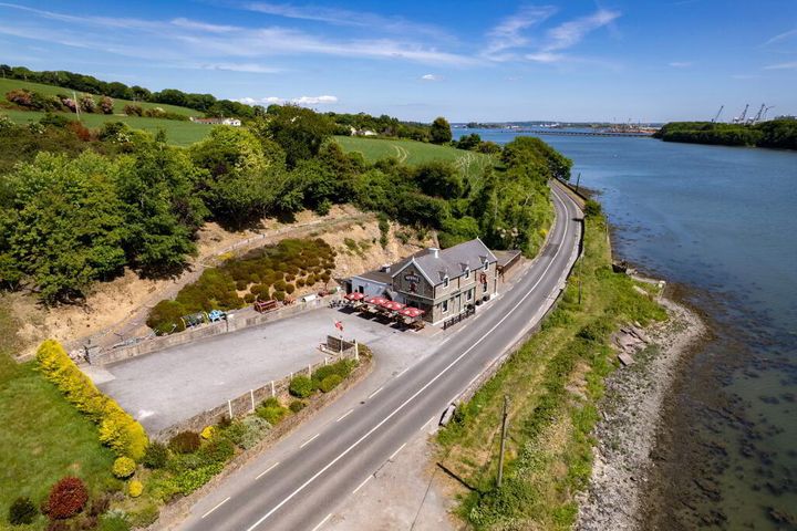 Murphs Pub, Strand Road, Monkstown, Co. Cork, T12FP80
