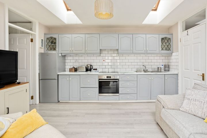 25 Saint Brigid'S Park, Dublin 18, Foxrock, Dublin 18, D18E9N7