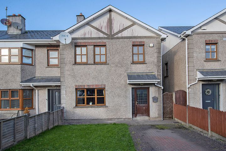 18 Knocknagranagh Court, Ballinroad, Dungarvan, Co Waterford, X35X045