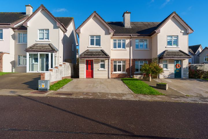 11 North Avenue, Lios Rua, Banduff, Co. Cork, T23HKA4