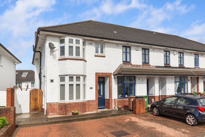 63 Brookfield Green, Kimmage, Dublin 12, D12K2N6