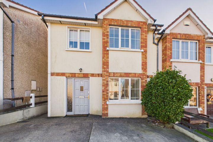 30 The Crescent, Fairfield Park, Waterford City Centre, X91YA44