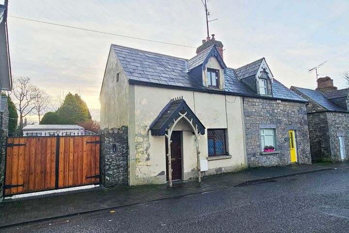 12 New Street, Virginia, Co. Cavan, A82FC86