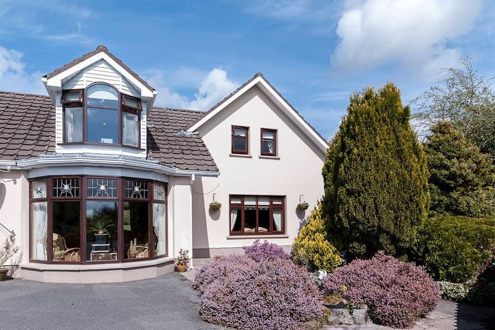 Tulla Villa, Riverstown, Co. Sligo