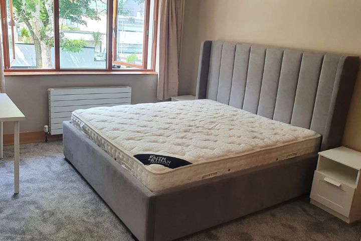 millbrook lawns, Oldbawn, Dublin 24