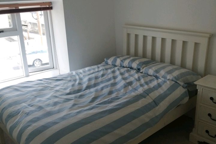 23 Upper Newcastle, Newcastle, Co. Galway