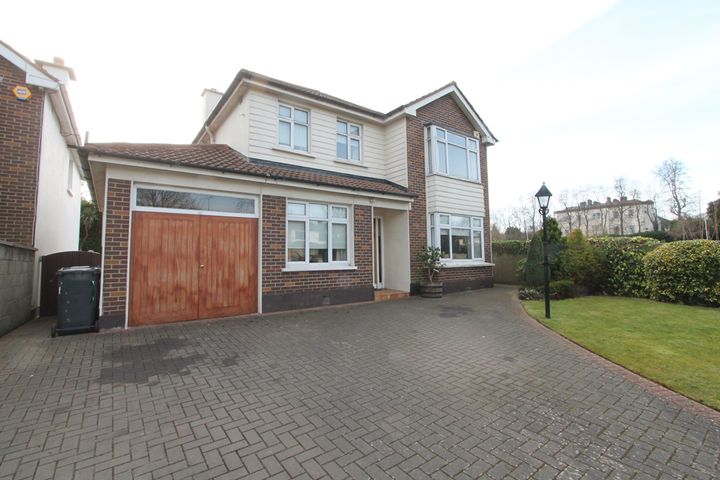 107 Mount Albany, Newtownpark Ave, Blackrock, Dublin