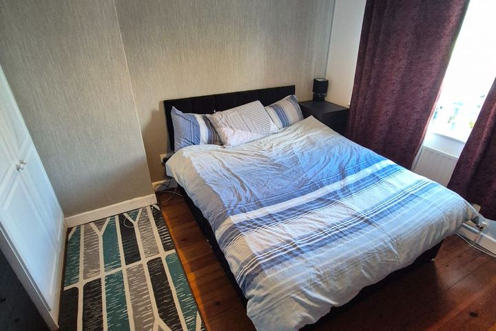 13 Tynan Hall Avenue, Dublin 24, Ballymount, Dublin 12