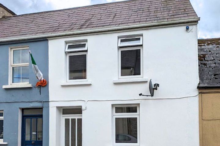 Thomas Street, Kiltimagh, Co. Mayo, F12D521